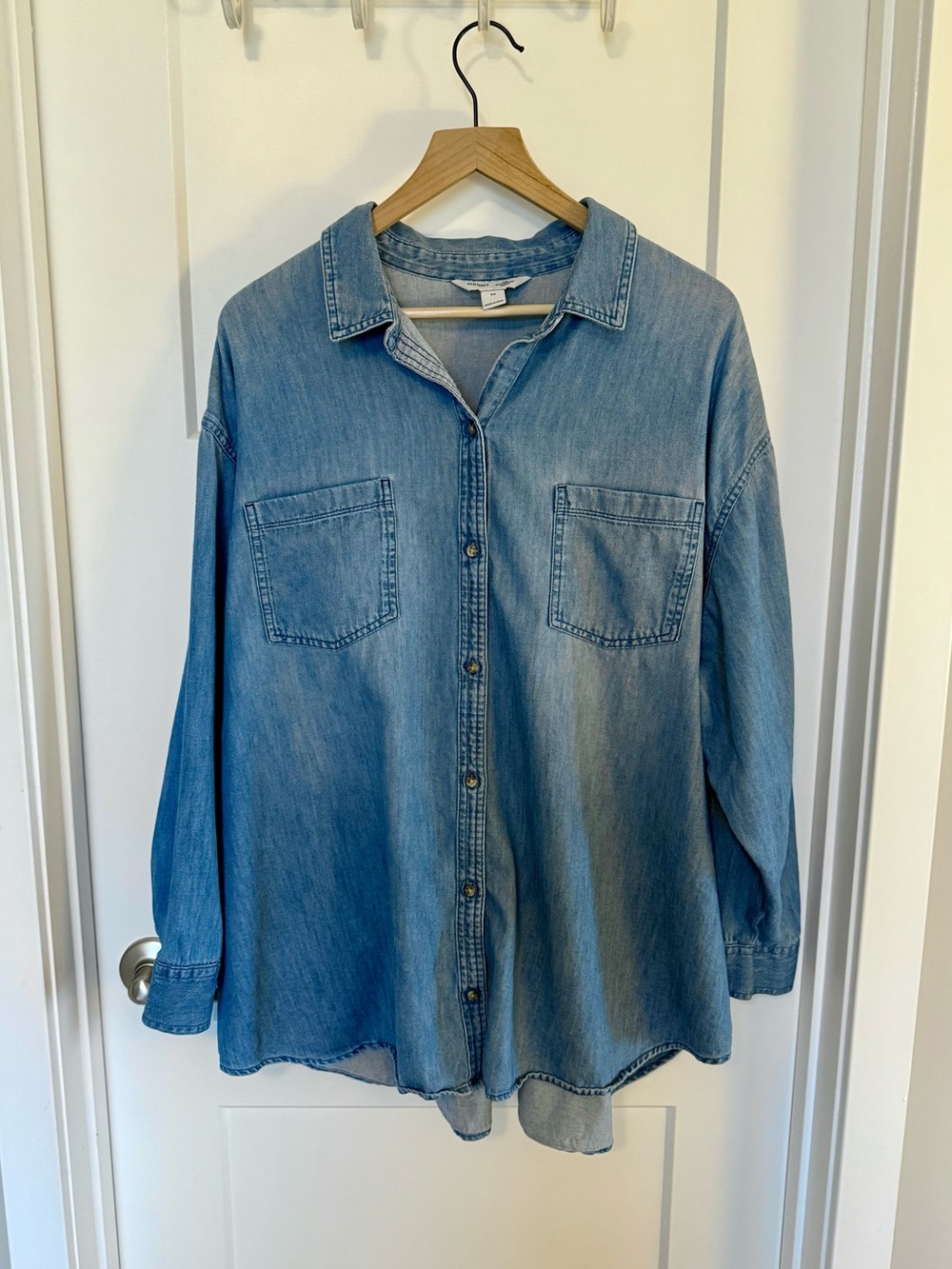 Light Blue Denim Boyfriend Button-Up Shirt for Women’s - Old Navy